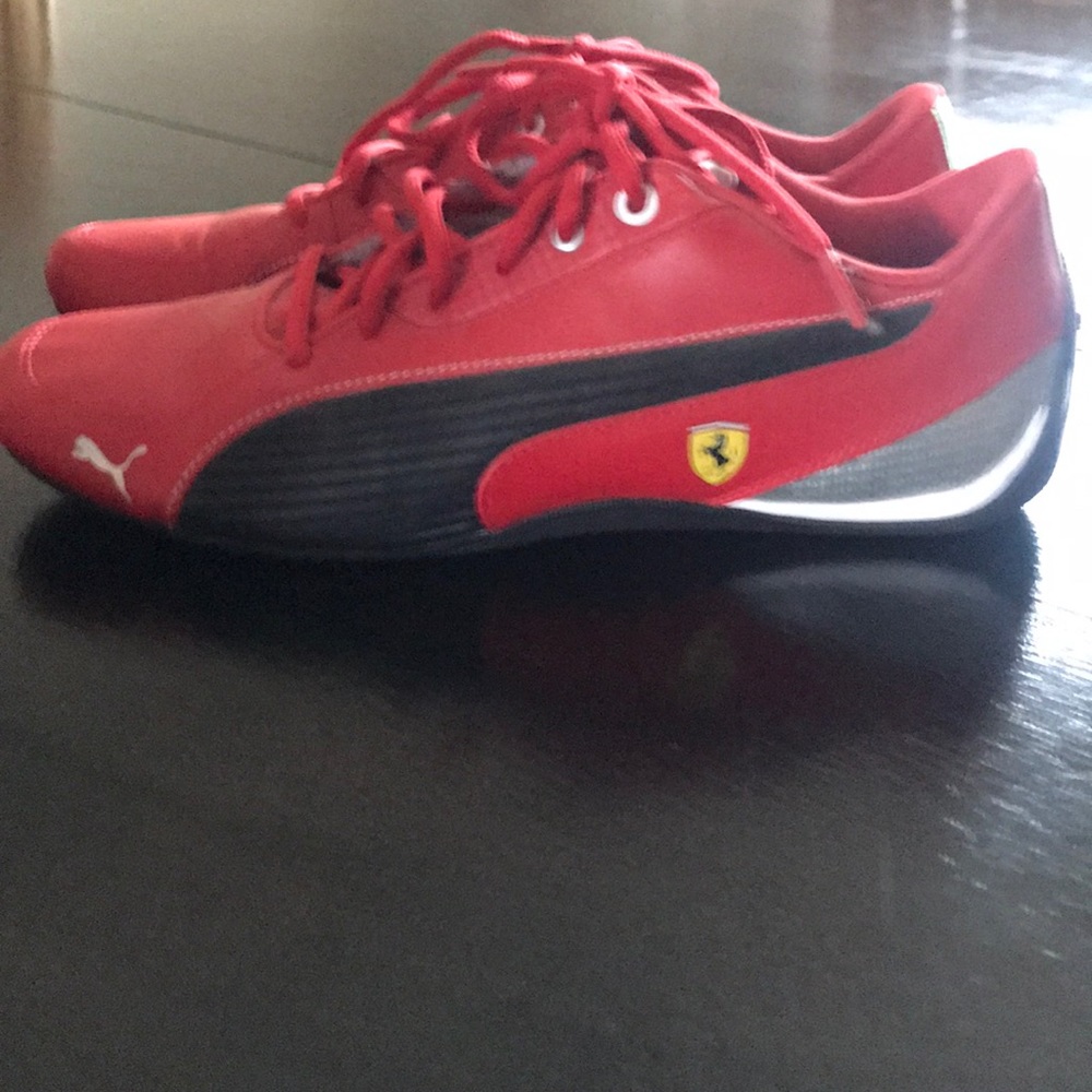 PUMA Ferrari Sneakers